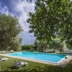 https://agriturismo-borgo-degli-ulivi.sicilyhotelsitaly.net